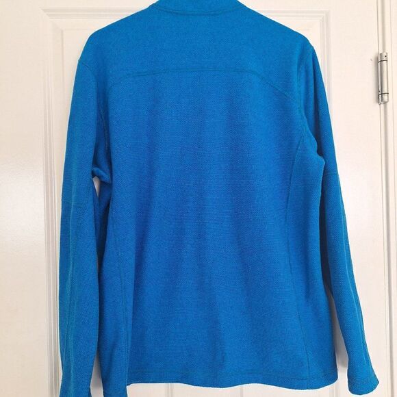 The North Face Men's Blue color  pullover jacket  size L - Picture 4 of 7